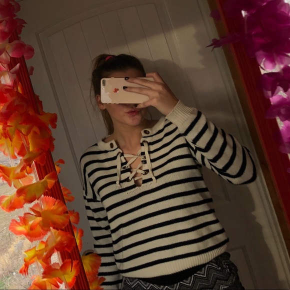 WILLING TO TRADE🌙 - Picture 5 of 6